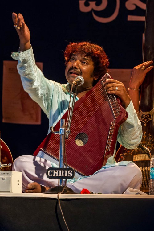 Ustad Fayaz Kahan in Mandra Sangeetha