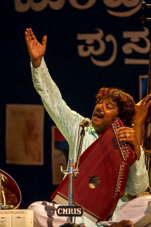 Ustad Fayaz Kahan in Mandra Sangeetha