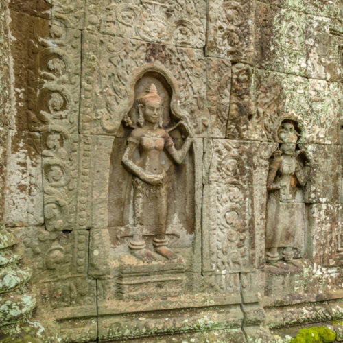 Apsara on the walls of Ta Som