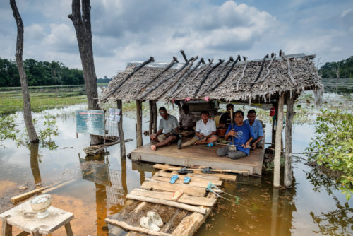 Landmine Victims playing Khmer Music