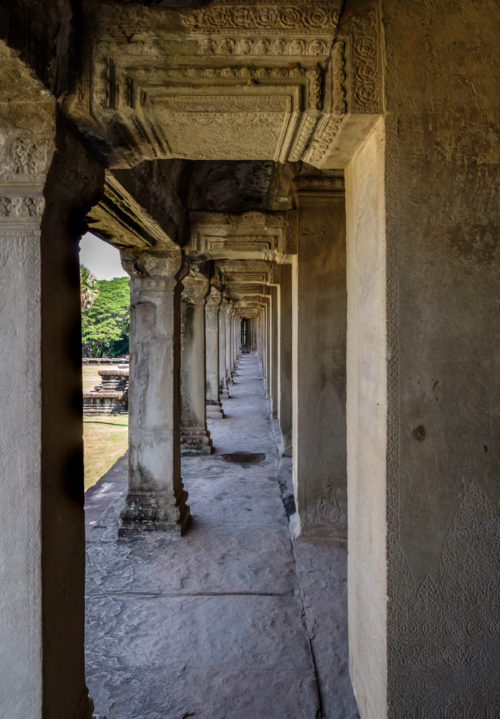 Inner Gallery pillars