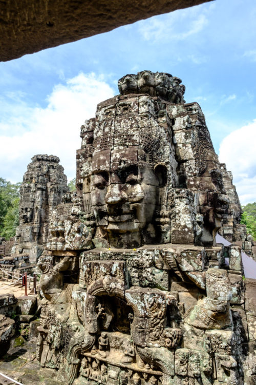 Smile of Angkor, Avalokitheshwara faces