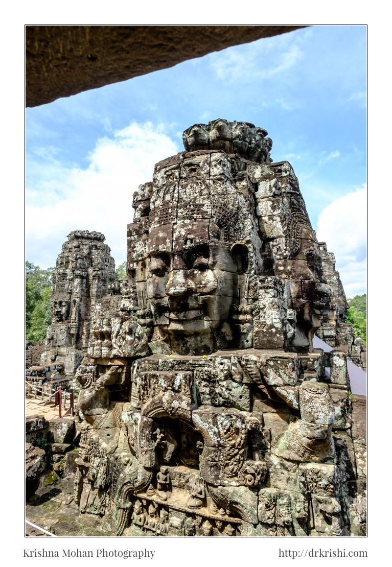 Smile of Angkor, Avalokitheshwara faces