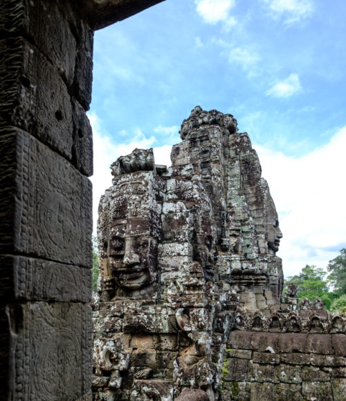 Smile of Angkor, Avalokitheshwara faces