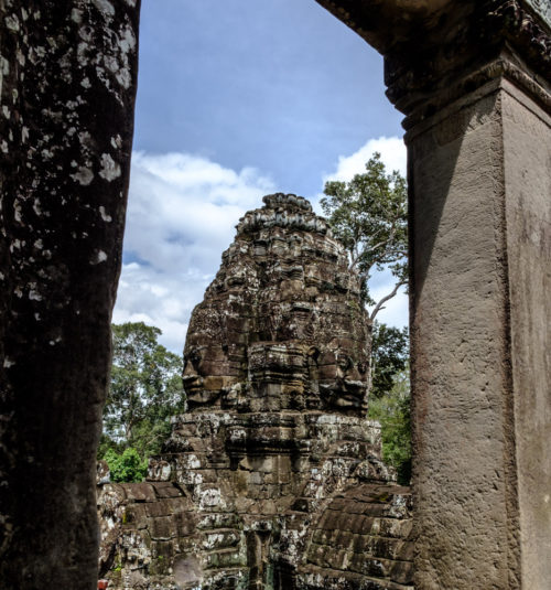 Smile of Angkor, Avalokitheshwara faces