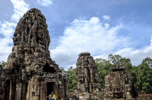 Smile of Angkor, Avalokitheshwara faces