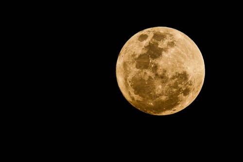 Supermoon with 300mm + 2.0x + 1.4x